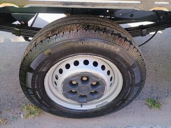 IVECO DAILY 2.3 TURBO DIESEL 30-130 CHASSI CS MANUAL IVECO DAILY 2.3 TURBO DIESEL 30-130 CHASSI CS MANUAL